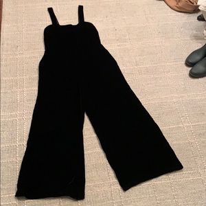 Madewell black velvet size 4 jumpsuit.